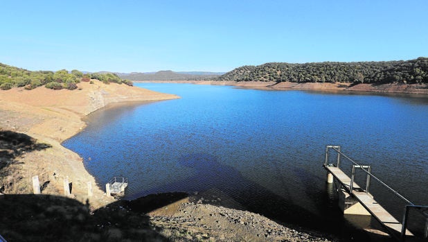 La CHG avisa de que si los pantanos de Córdoba no remontan en invierno habrá restricciones al regadío