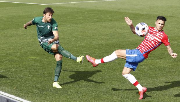 El Córdoba CF perdona y cede un empate (1-1) ante el Recreativo Granada en la última jugada