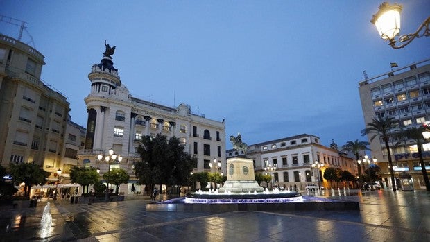 Andalucía adelanta el toque de queda a las 22 horas y se amplía hasta las 7 horas