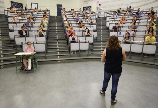 El Ejecutivo andaluz buscará la manera de realizar las oposiciones de forma segura