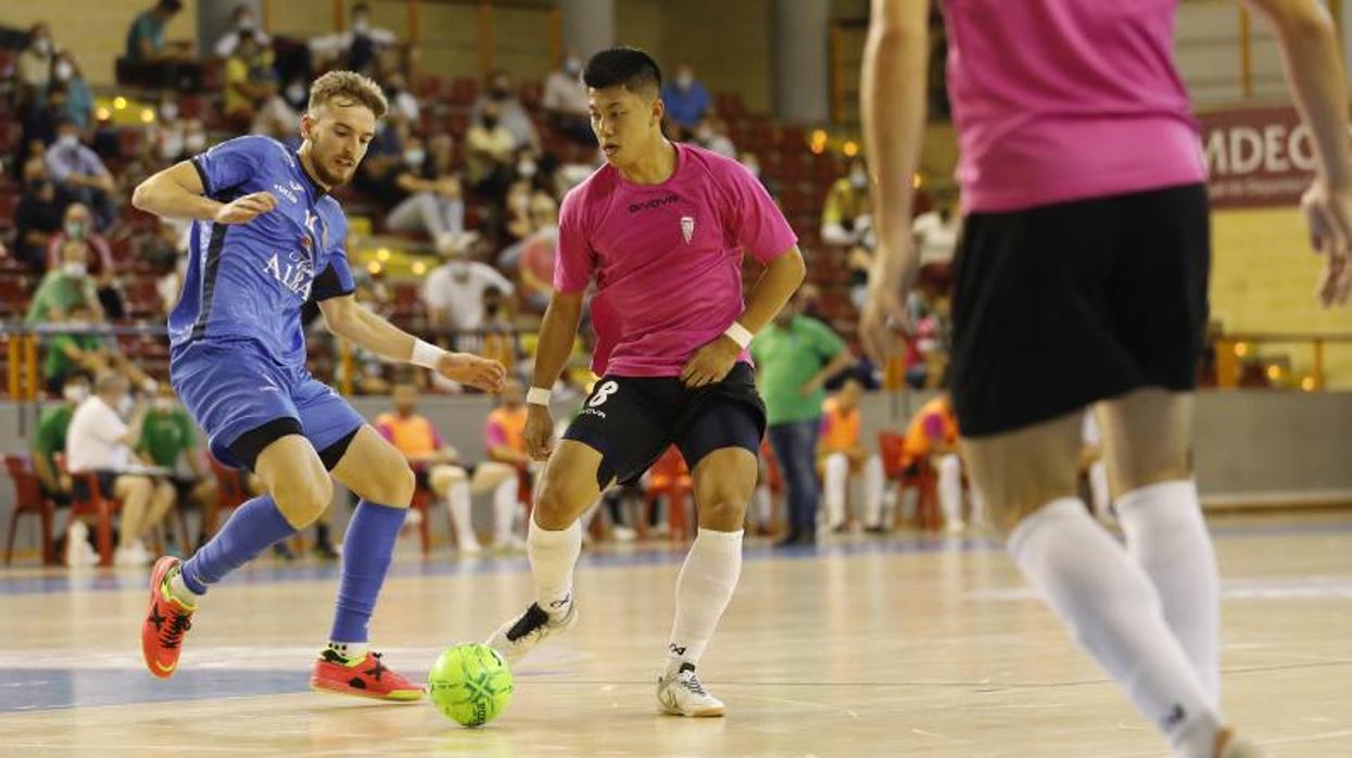 Shimizu, en el partido amistoso ante Valdepeñas en Vista Alegre