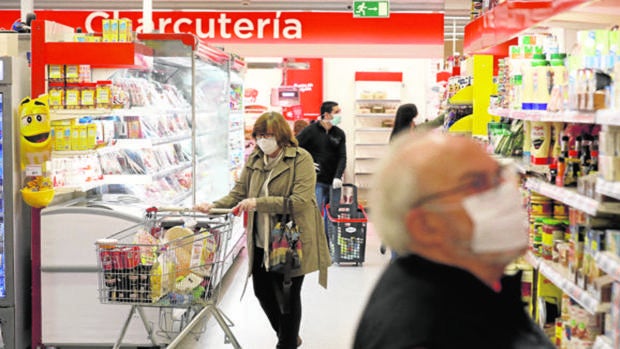 Andalucía prorrogará las medidas actuales contra el coronavirus hasta el fin de semana tras el puente