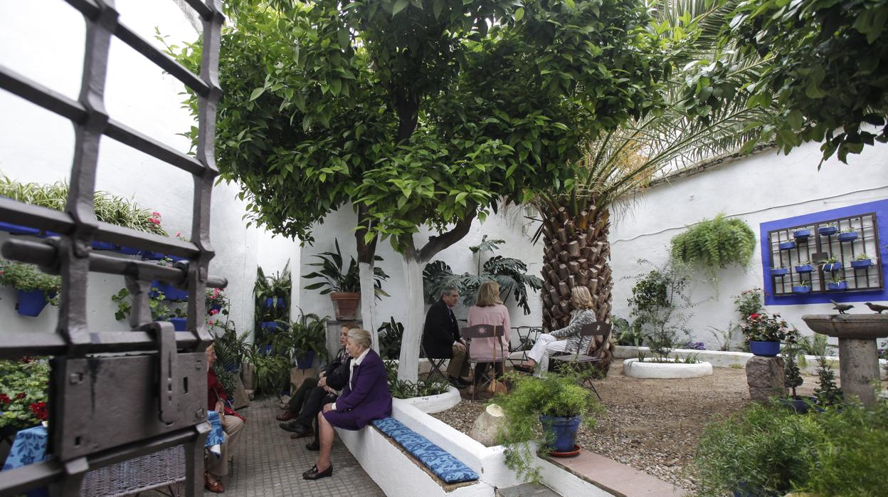 Las residencias de mayores debería tener patios y ventilación natural para evitar el Covid