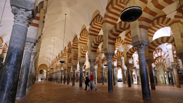 La Mezquita-Catedral de Córdoba reabre sus puertas a las visitas turísticas este viernes