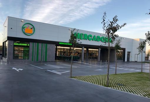 Imagen del nuevo supermercado de Mercadona en Cabra