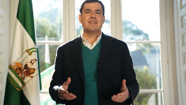 Moreno prevé que el 50% de la población andaluza esté vacunada a principios de verano