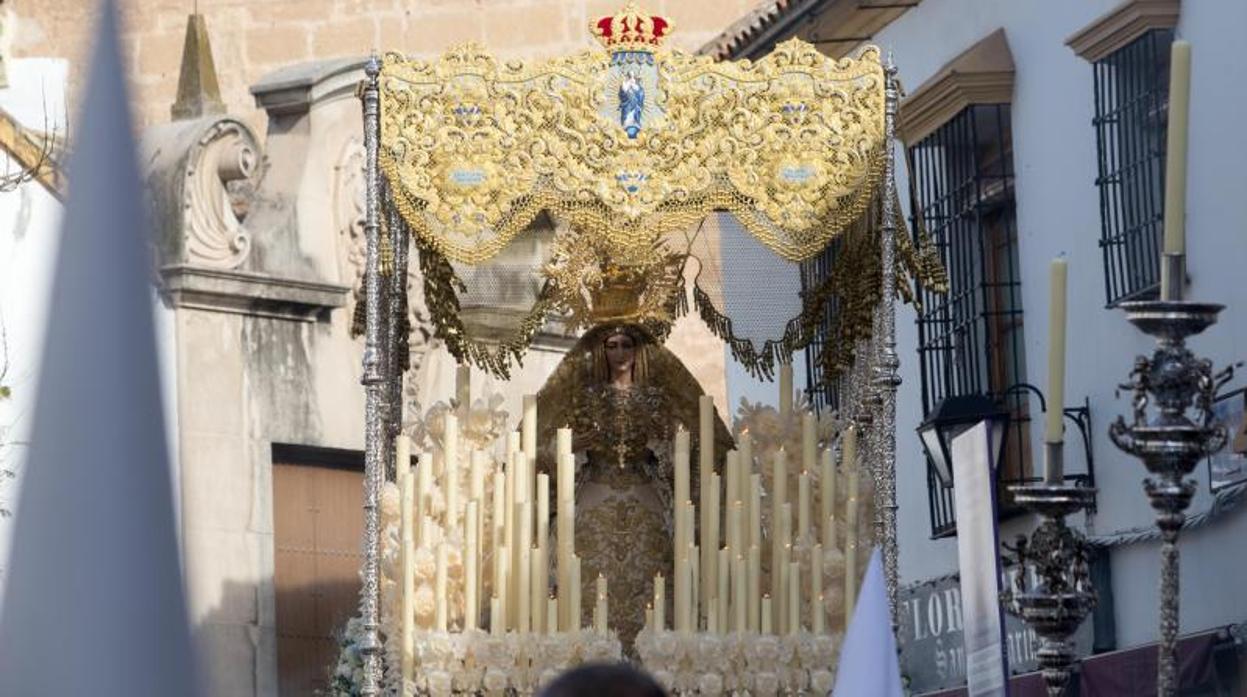 Virgen de la Alegría de la hermandad del Resucitado