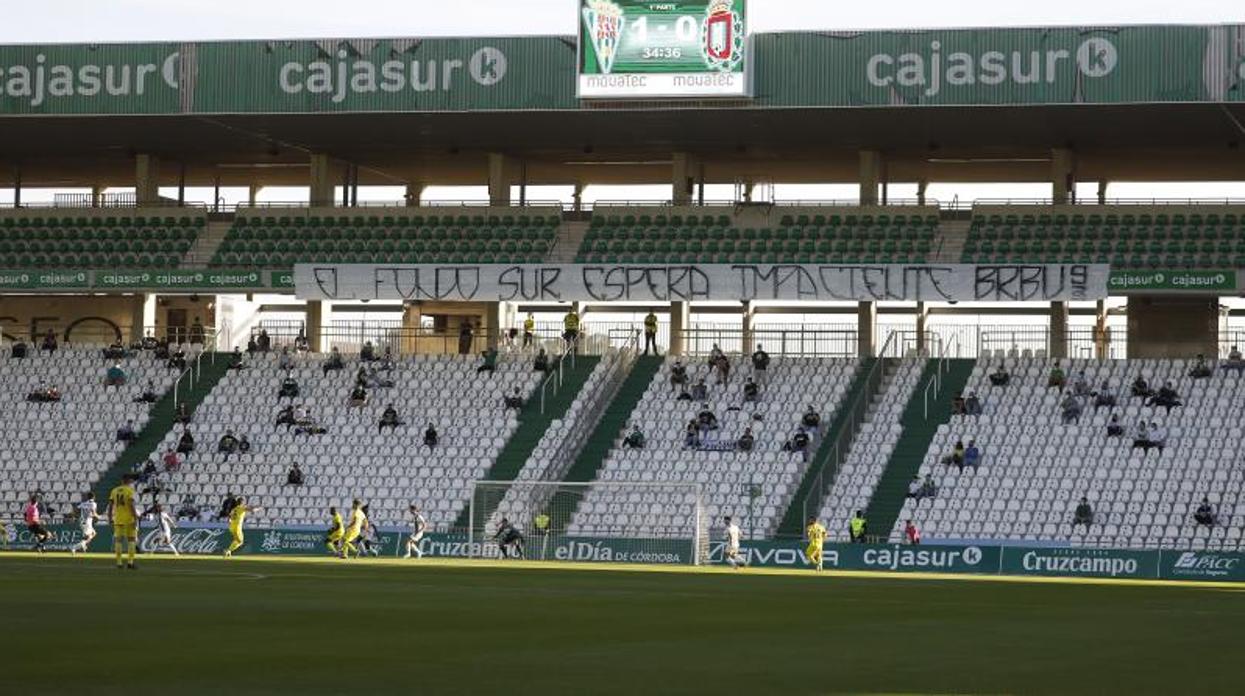 El fútbol regresó a El Arcánge ante el Lorca Deportiva
