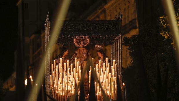 Los hilos sueltos del Viernes Santo de Córdoba