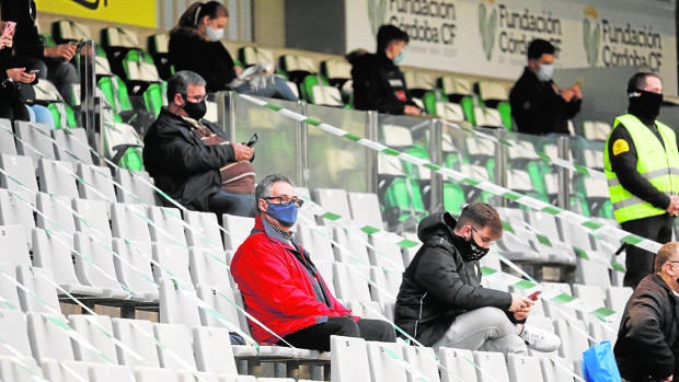 Los últimos mil agraciados con entradas del Córdoba CF - Getafe CF para el «lleno» con 2.500 espectadores