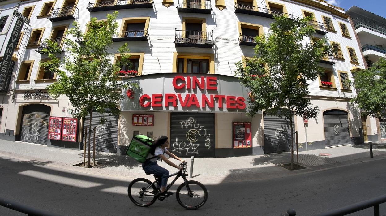 Los cines aún no han anunciado si abrirán o volverán a permanecer cerrados con estas nuevas medidas