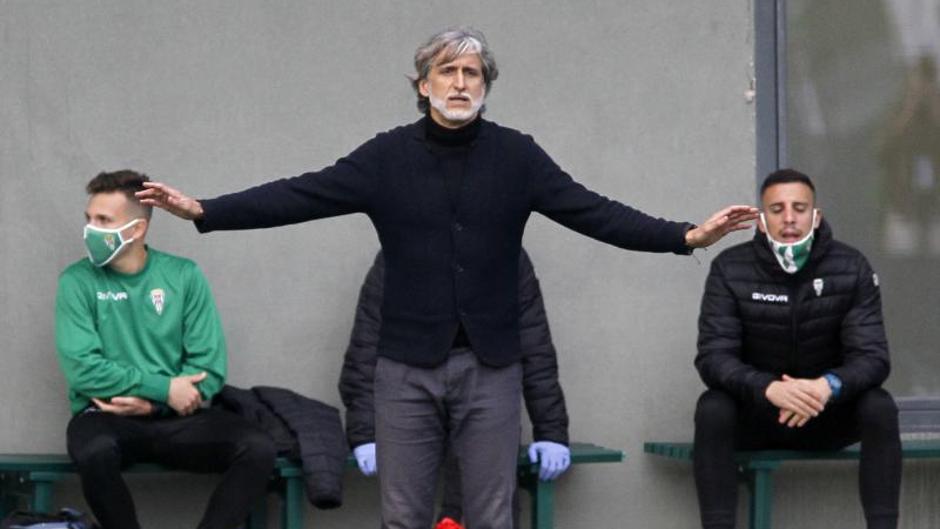 Pablo Alfaro, entrenador del Córdoba CF: «Seguimos sumando, esto es una carrera de fondo»
