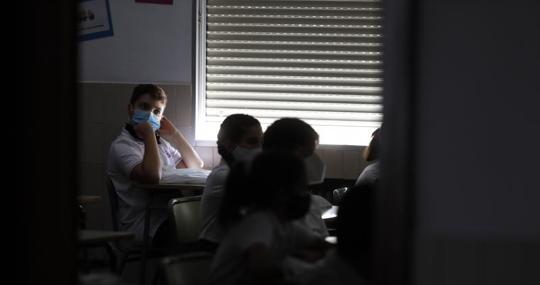 Alumnos en una clase, al inicio del curso en marcha