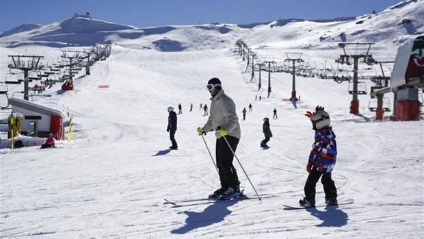 Nuevas medidas coronavirus Andalucía: permitido viajar a Sierra Nevada si no se procede de municipios confinados