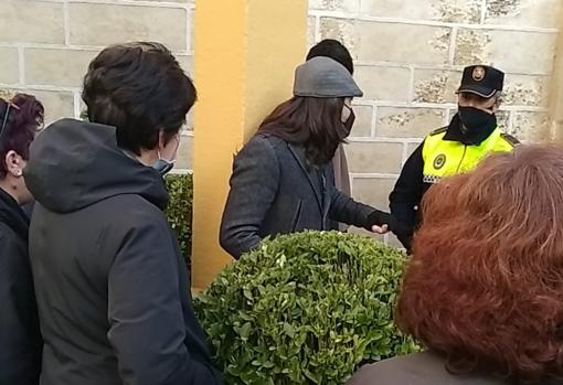 Protestas de esta mañana en la Cruz de las Descalzas