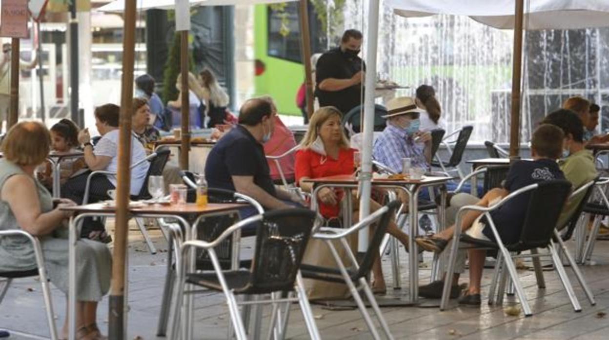 La terraza de un bar de Andalucía, en plena pandemia de coronavirus