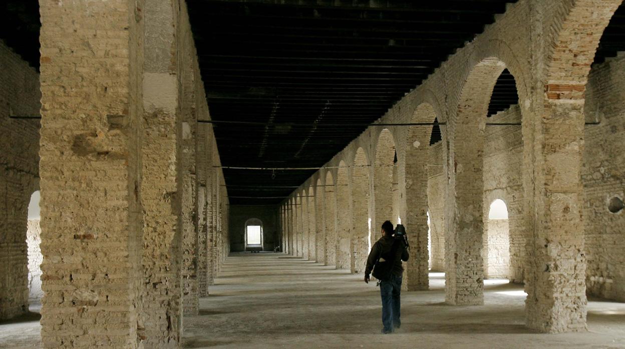 Sala destinada a zona de exposiciones en Caballerizas