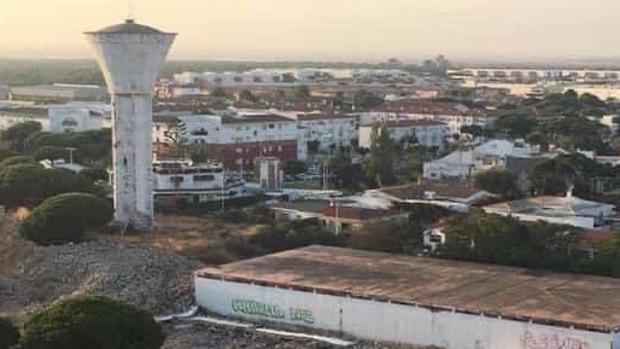 Punta Umbría reabre la polémica por el proyecto de las torres al sacar de nuevo los terrenos a la venta