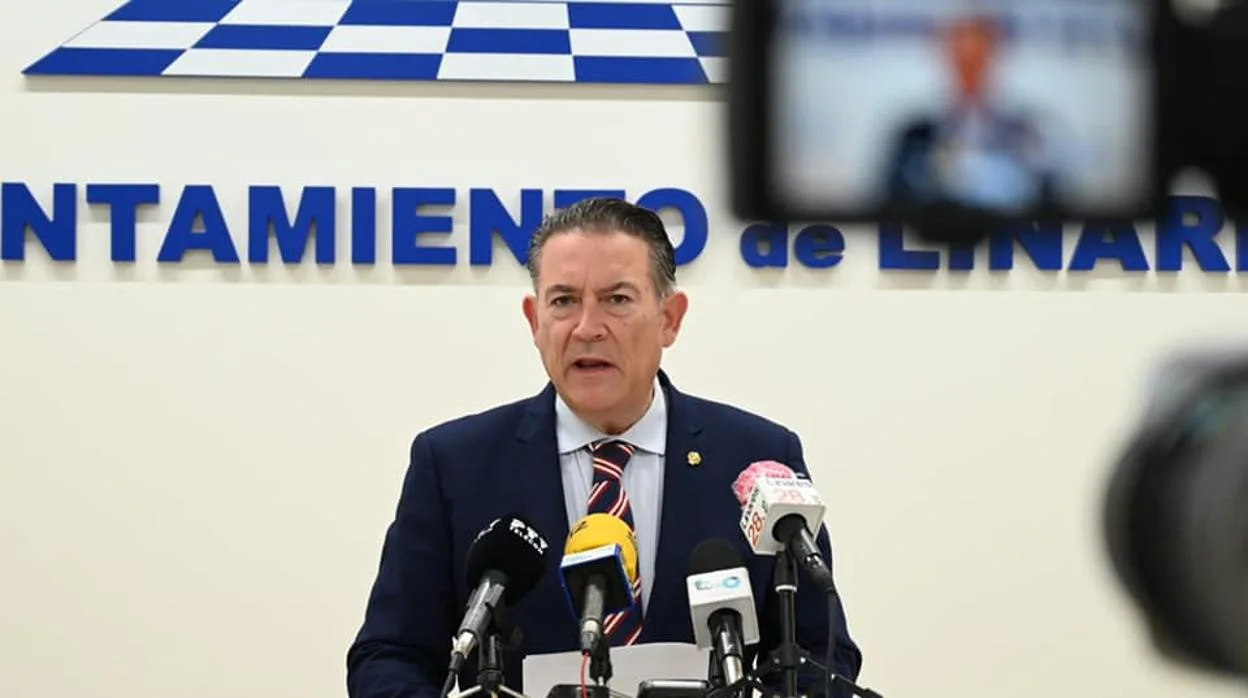 Raúl Caro-Accino, alcalde de Linares