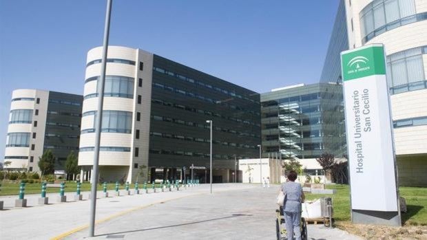 Brote de una veintena de casos de Covid en una planta del hospital Clínica San Cecilio de Granada