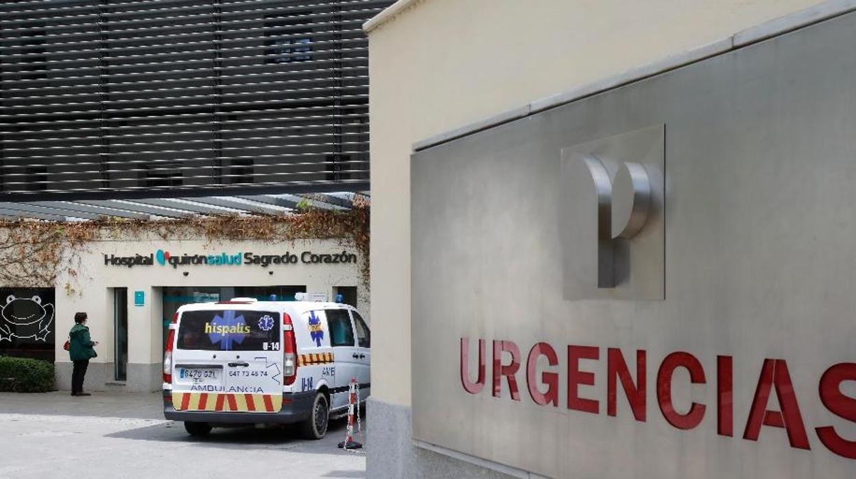 Enttrada de Urgencias de un hospital privado de Sevilla