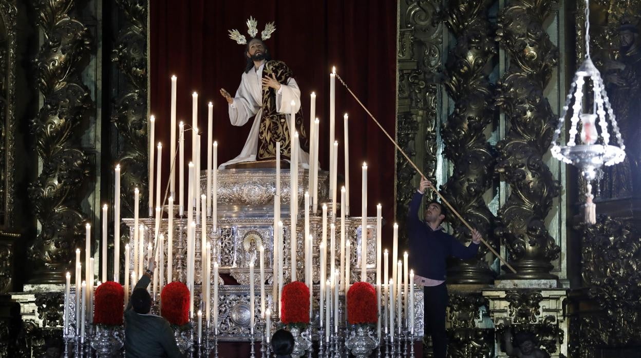 Altar de quinario de Nuestro Padre Jesús de la Oración en el Huerto