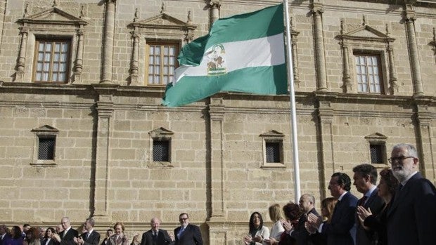 28-F: Nueve de cada diez andaluces se muestran orgullosos de serlo, tanto como de ser español