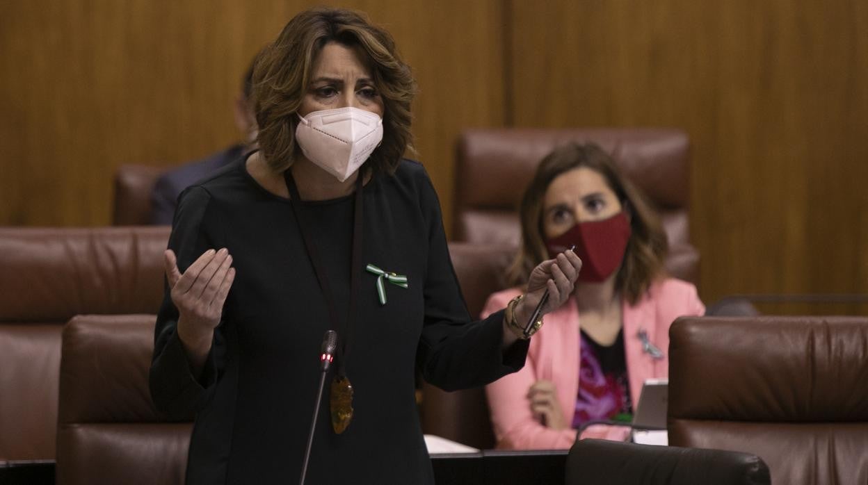 La líder de los socialistas andaluces, Susana Díaz, durante una reciente intervención en el Parlamento