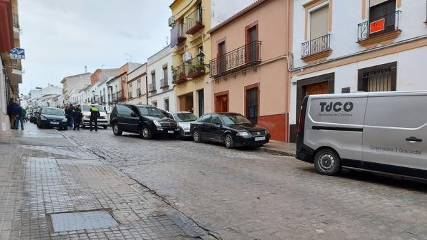 Accidente en Córdoba | Muere un hombre mientras conducía por una calle de Aguilar de la Frontera