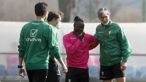 Sidibé, fuera de combate en el entrenamiento del Córdoba CF