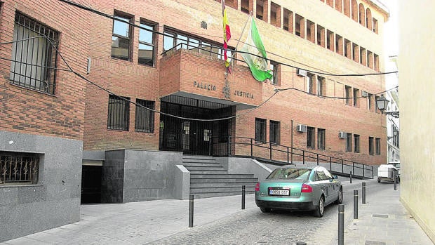El Colegio de Abogados de Córdoba exige el fin de la paralización del juzgado de Montilla