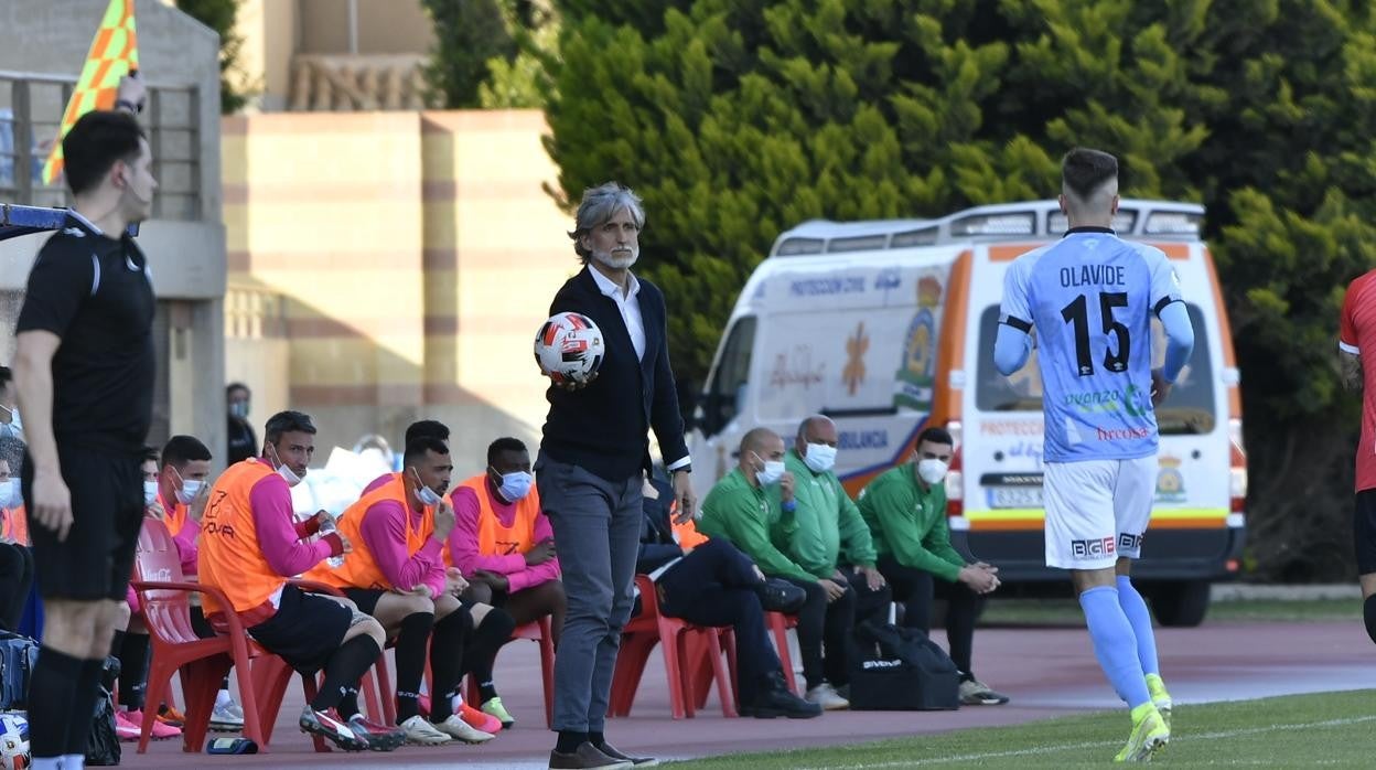 Pablo Alfaro en el partido ante El Ejido