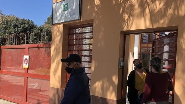 Un juzgado de Marbella pide una autopsia clínica para aclarar si la profesora murió por culpa de la vacunación