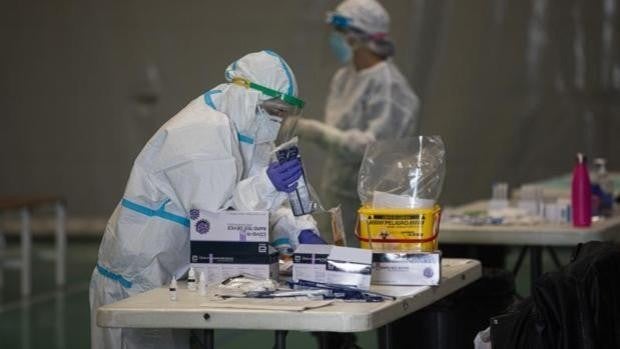 Andalucía congela sus datos de coronavirus y confirma el estancamiento de la pandemia