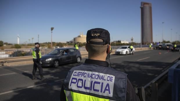 Medidas Covid Andalucía: Dispositivo de 550 controles para vigilar los cierres perimetrales en Semana Santa