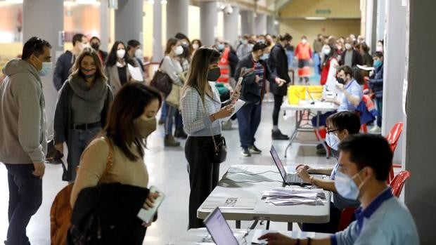 La Junta utiliza ya los grandes espacios abiertos previstos para la vacunación masiva en el Norte