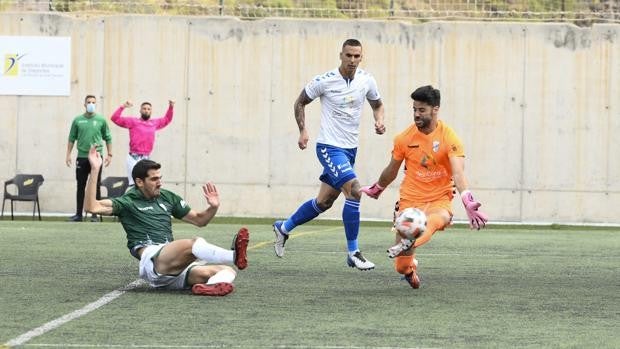 El Córdoba CF sufre para superar (0-1) al Tamaraceite tras jugar con uno más durante una hora