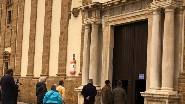 La iglesia de Santiago acogerá la presentación del pregonero, el cartel y la revista de Glorias de este 2021