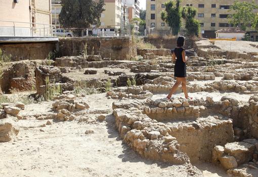 Restos arqueológicos del anfiteatro romano, junto al Rectorado de la UCO