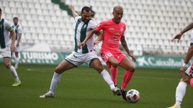 El Córdoba CF empata (1-1) con el Tamaraceite y tira a la basura otra ocasión tras perder el Sevilla Atlético