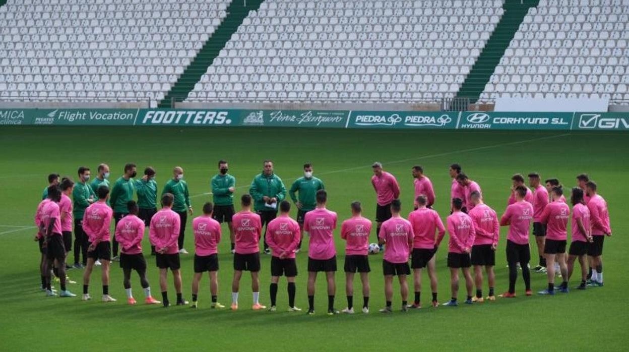 La primera plantilla del Córdoba CF a las órdenes de Germán Crespo