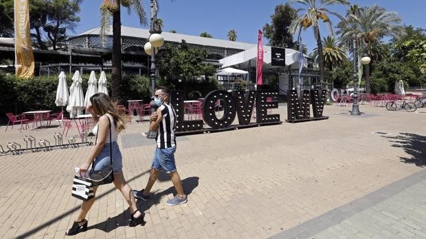 El Mercado Victoria reabre el 7 de mayo con otra carpa y su decoración renovada