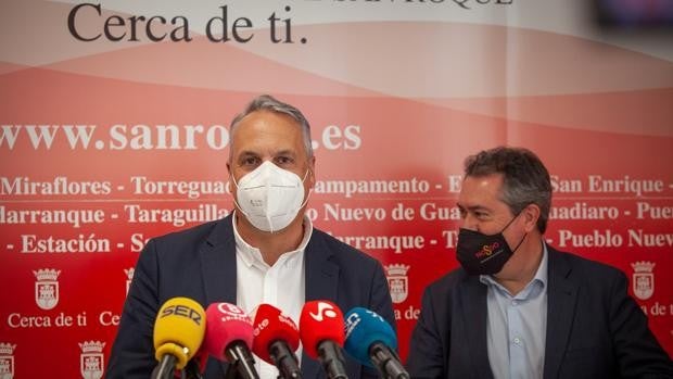 Juan Espadas se traslada al Campo de Gibraltar para recabar apoyos del PSOE gaditano