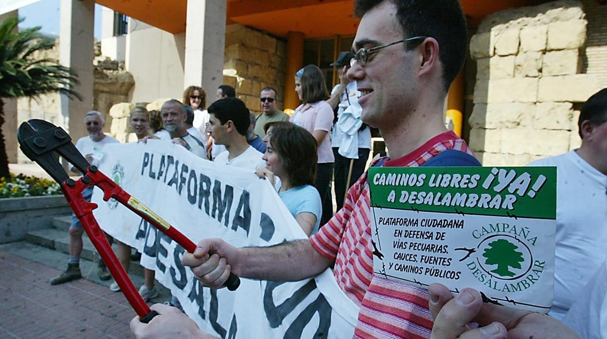 Protesta de la plataforma 'A Desalambrar', por los caminos públicos, en una imagen de archivo