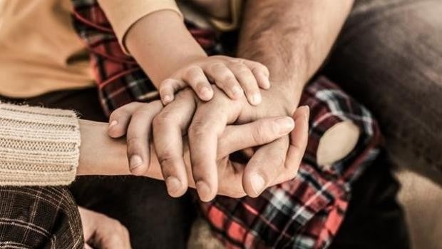 Se buscan 150 familias de acogida para menores que viven en centros de protección de Jaén