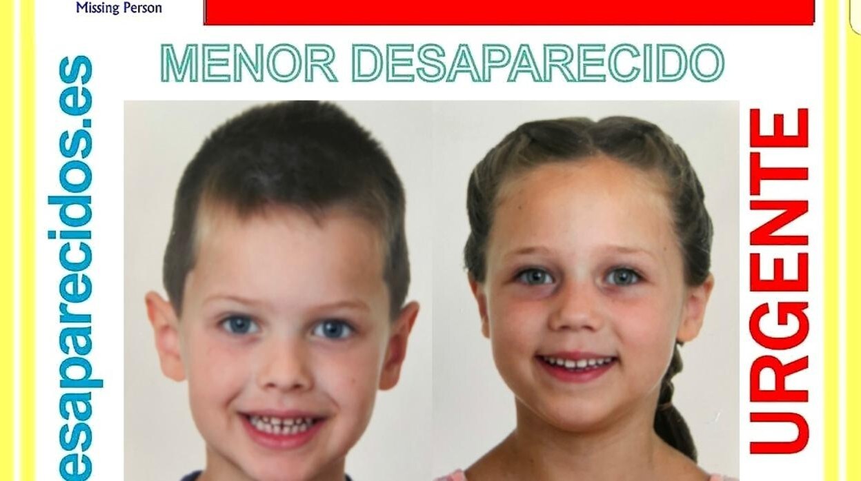 Cartel con la desaparición de los menores en Casares