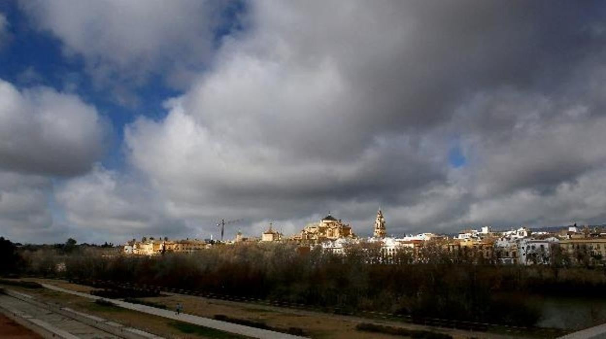 Nubes sobre el cielo de Córdoba