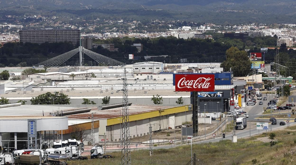 Antiguas instalaciones de Coca Cola en el polígono Amargacena