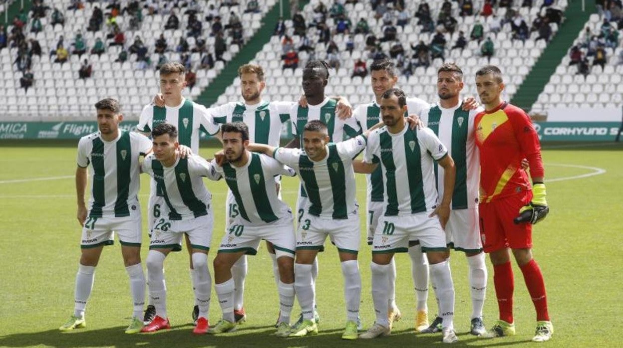 Once inicial del Córdoba Cf en el último partido de liga