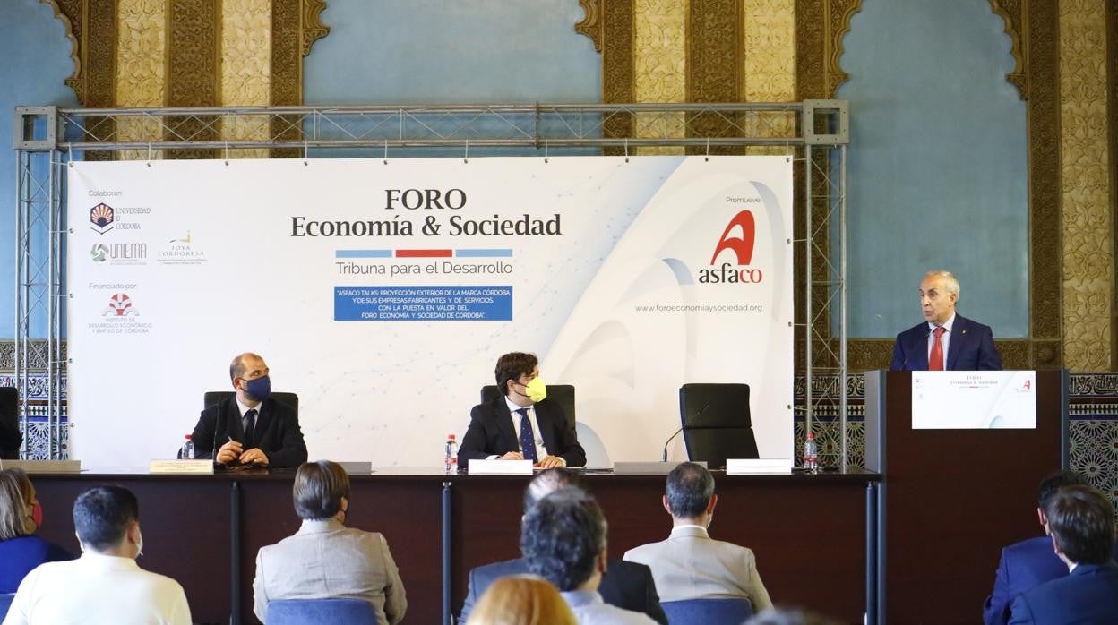 Alejandro Blanco, durante su conferencia en el Rectorado de la Universidad de Córdoba